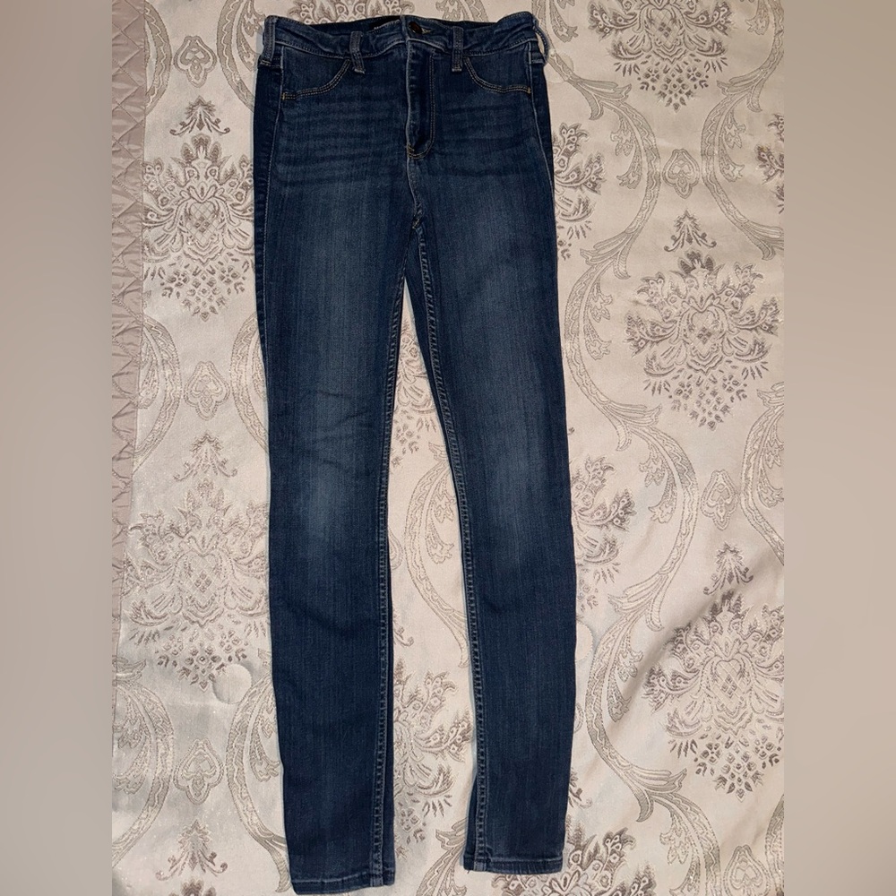 Hollister Size 3R High Waisted Dark Wash Skinny Jeans